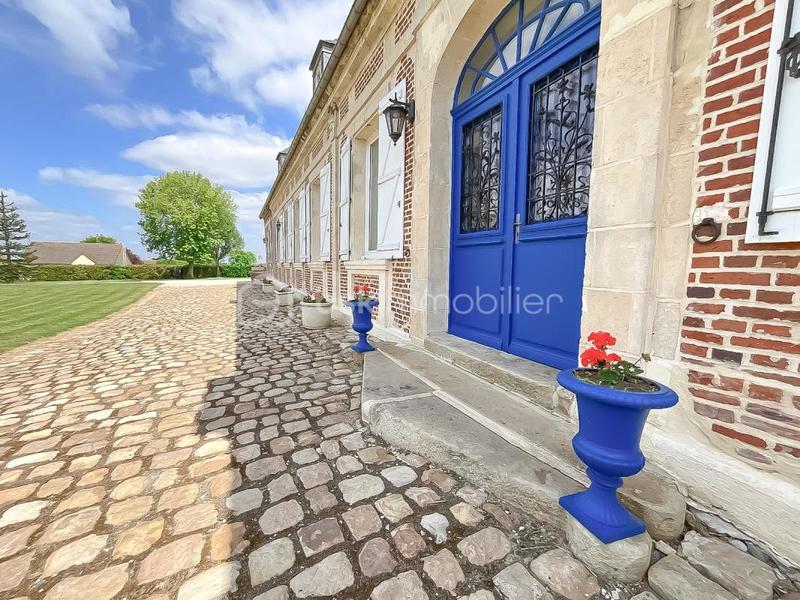 Demeure - 377 m² - 14 pièces