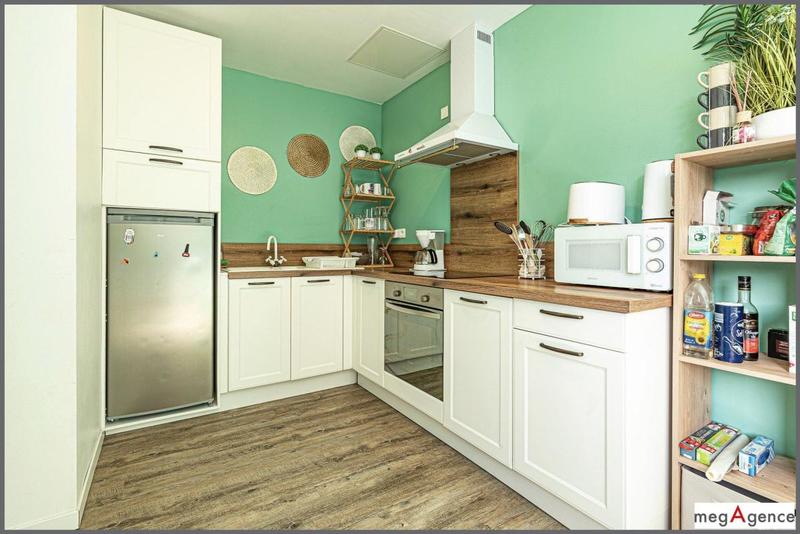 Maison - 161 m² - 9 pièces