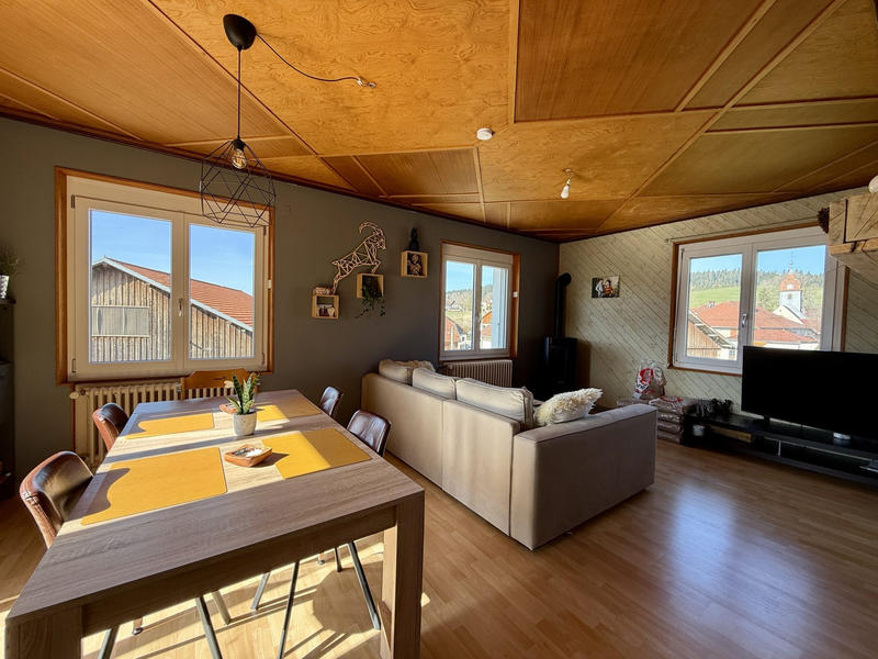 Appartement - 155 m² - 6 pièces