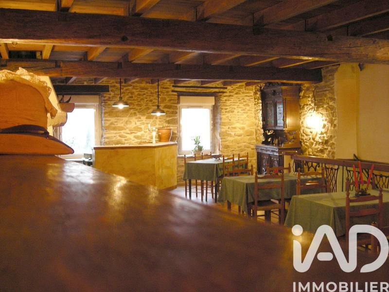 Maison - 225 m² - 5 pièces