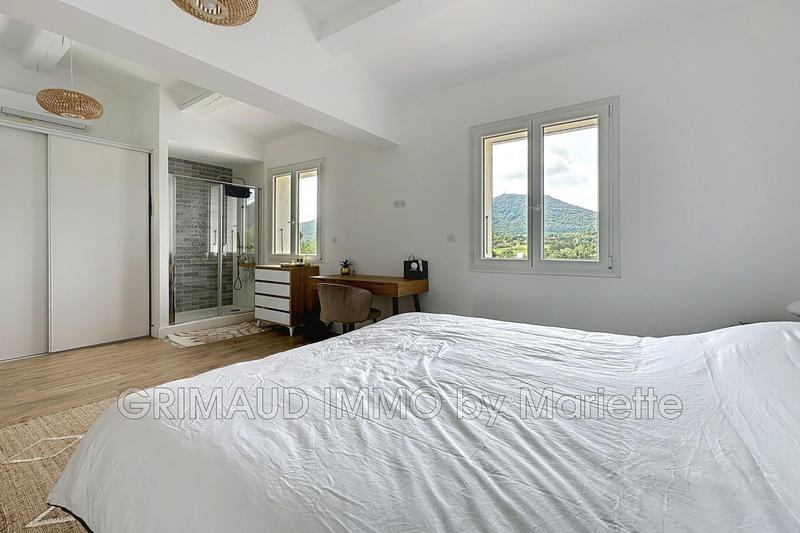 Villa - 175 m² - 4 pièces