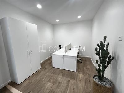 Bureau - 60 m²