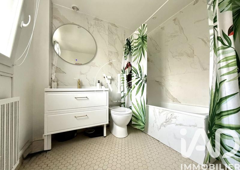 Maison - 95 m² - 5 pièces