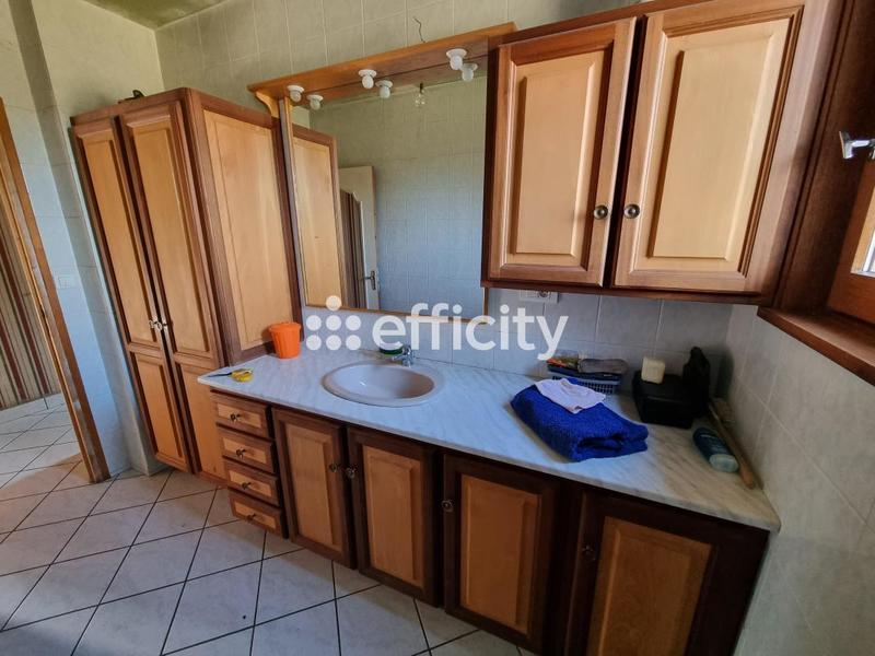 Maison - 190 m² - 7 pièces