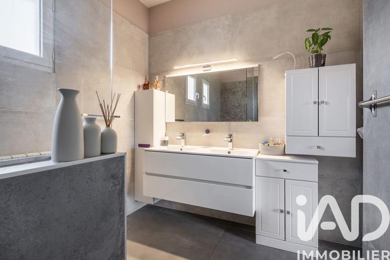 Maison - 113 m² - 5 pièces