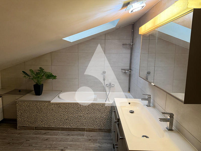 Maison - 117 m² - 5 pièces