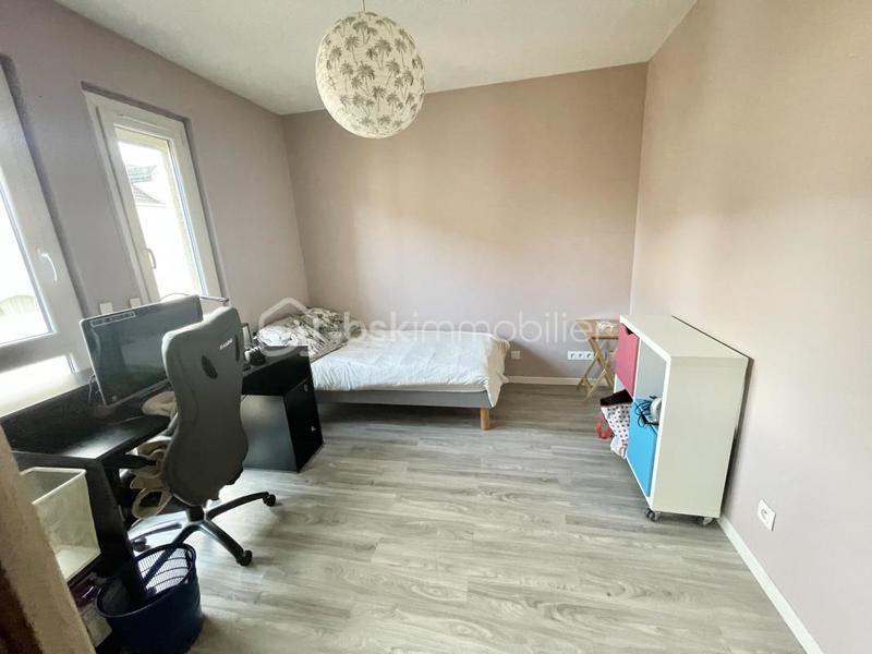 Maison - 107 m² - 6 pièces