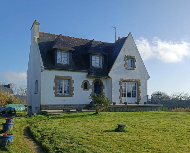 Maison - 143 m² - 6 pièces