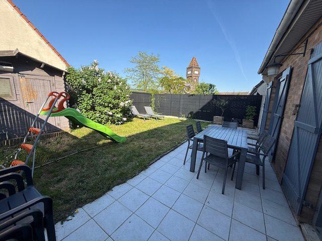 Maison - 85 m² - 4 pièces