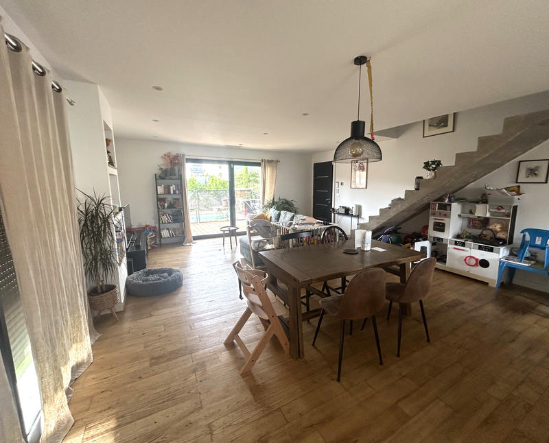 Maison - 115 m² - 4 pièces