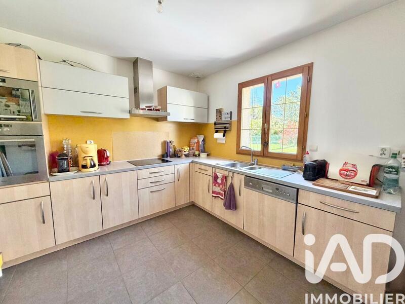 Maison - 82 m² - 4 pièces