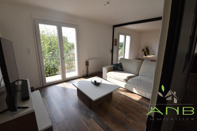 Maison traditionnelle - 85 m² - 4 pièces