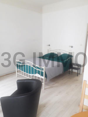 Immeuble - 110 m² - 7 pièces