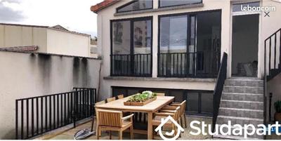 Chambre - 10 m² - 1 pièce