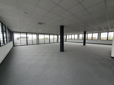 Bureau - 580 m²