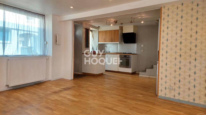 Maison - 90 m² - 4 pièces