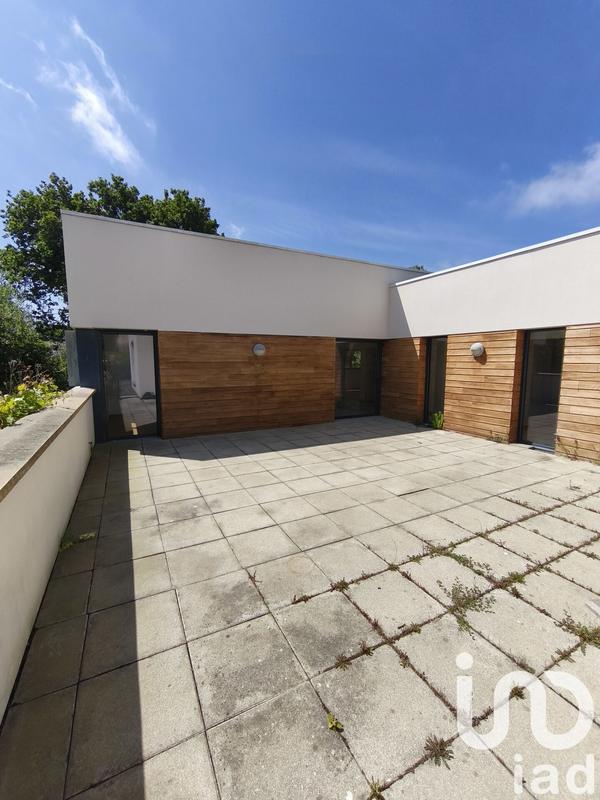 Maison - 188 m² - 8 pièces