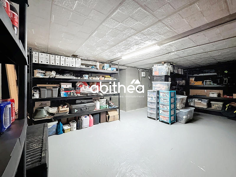 Maison - 200 m² - 9 pièces