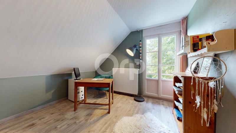 Maison - 140 m² - 6 pièces