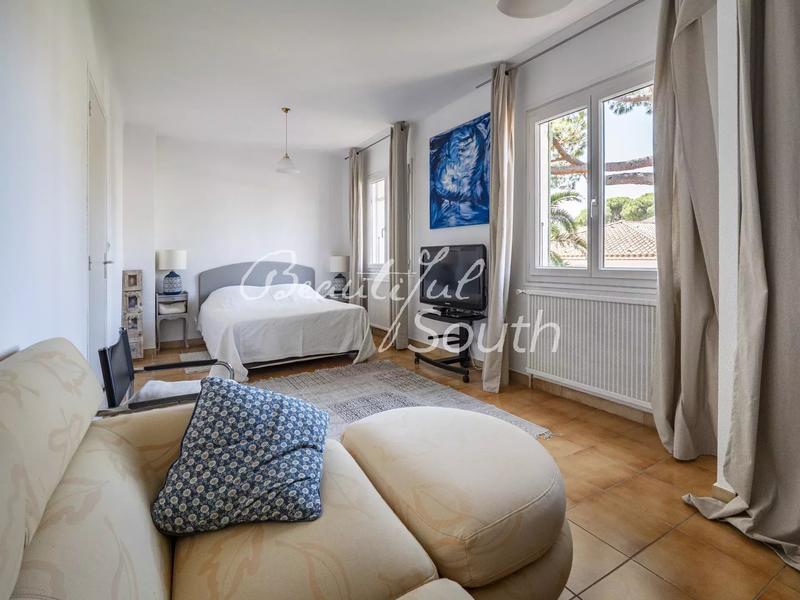 Villa - 193 m² - 5 pièces