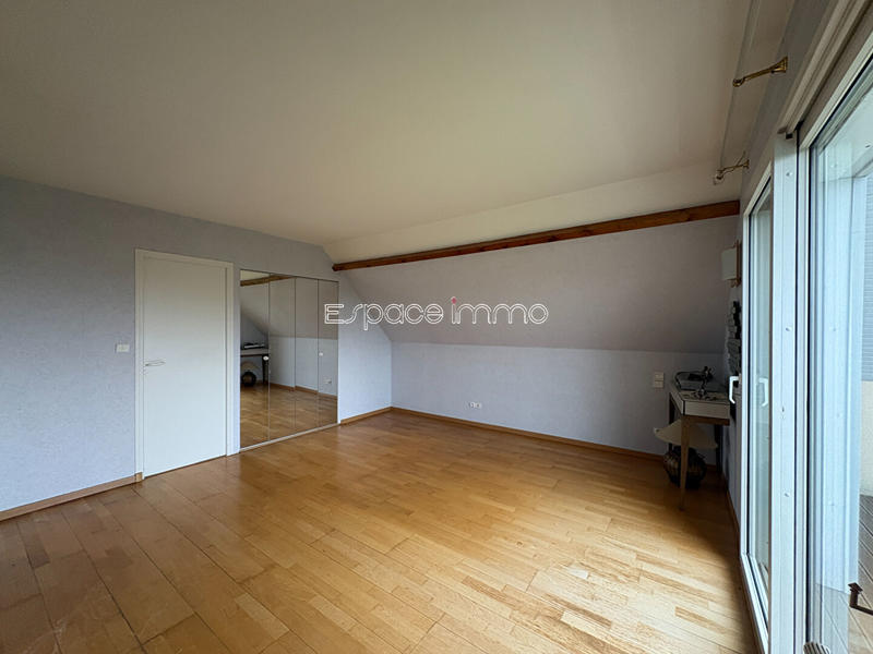 Maison - 184 m² - 5 pièces