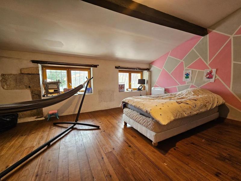 Maison - 202 m² - 6 pièces