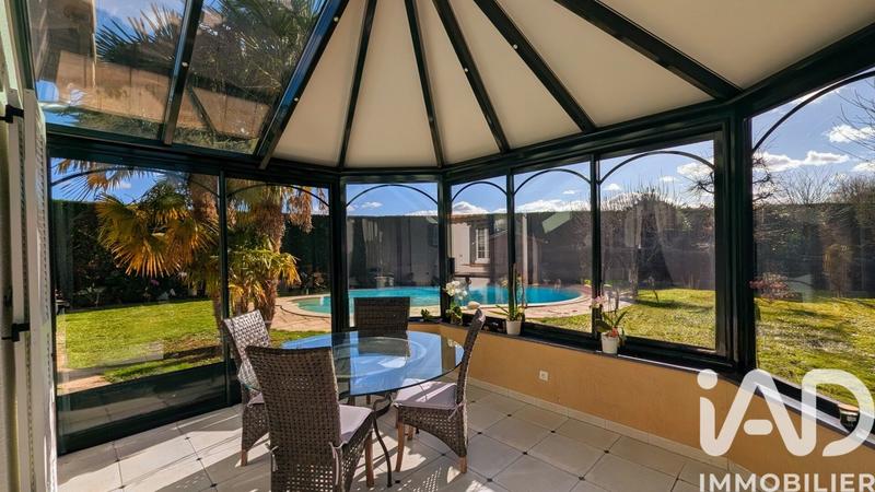 Maison - 191 m² - 8 pièces