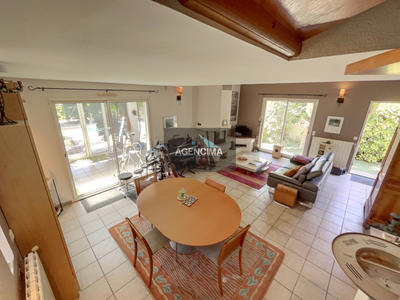 Villa - 120 m² - 5 pièces