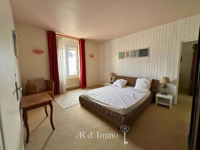 Maison bourgeoise - 165 m² - 8 pièces