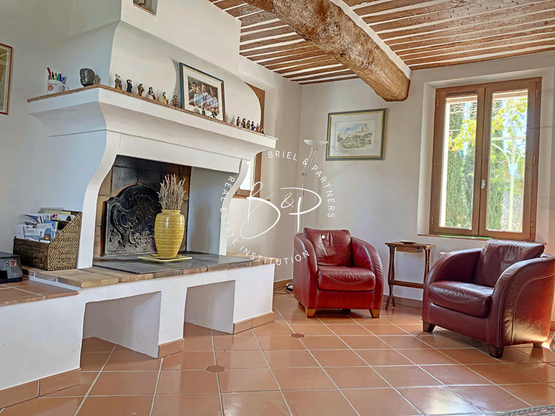 Maison - 135 m² - 5 pièces