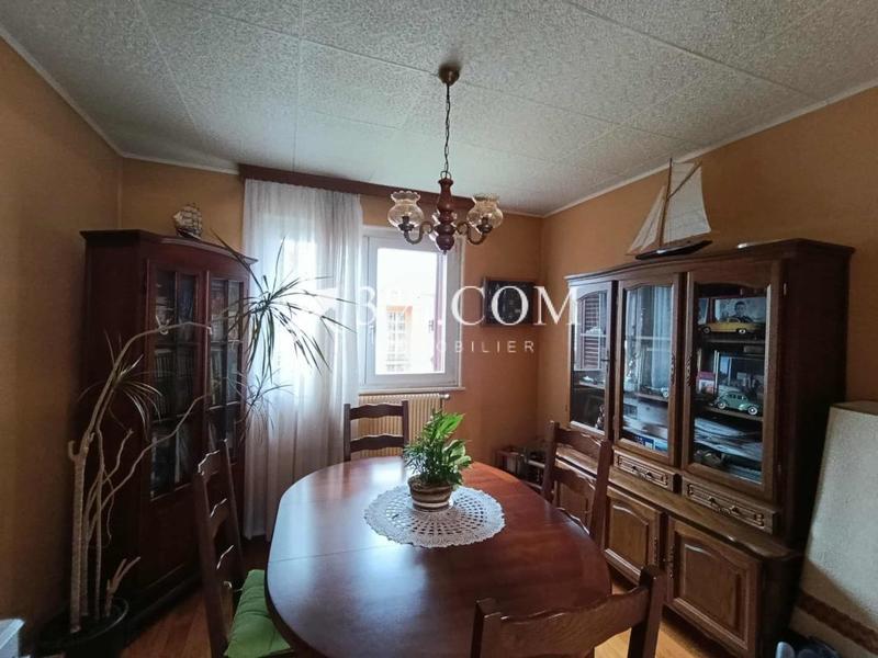 Maison - 69 m² - 7 pièces