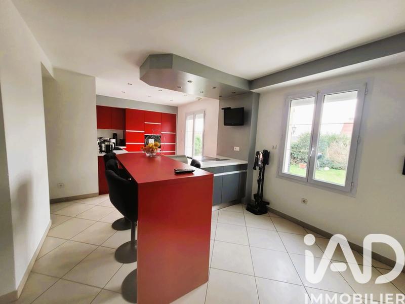 Maison - 140 m² - 6 pièces
