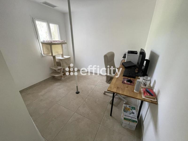 Villa - 90 m² - 4 pièces