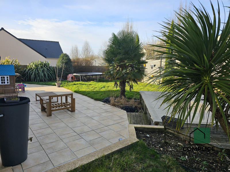 Maison traditionnelle - 150 m² - 5 pièces