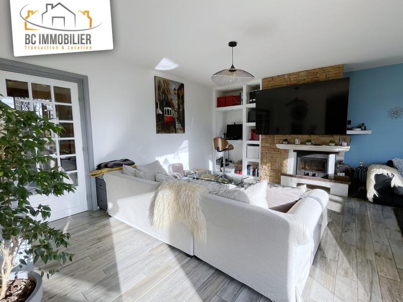 Appartement - 144 m² - 6 pièces