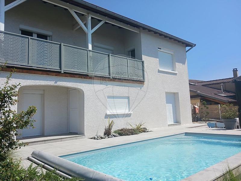 Maison - 134 m² - 6 pièces