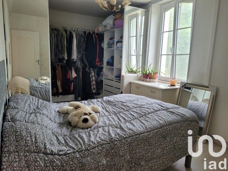 Maison - 245 m² - 7 pièces