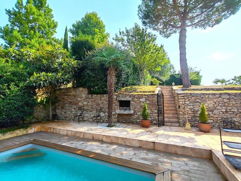 Maison - 155 m² - 6 pièces