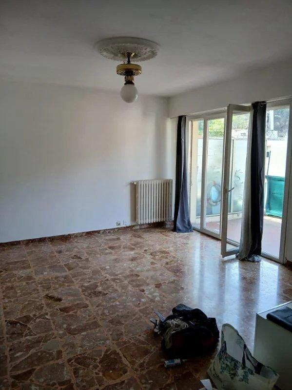 Appartement - 1 m² - 1 pièce