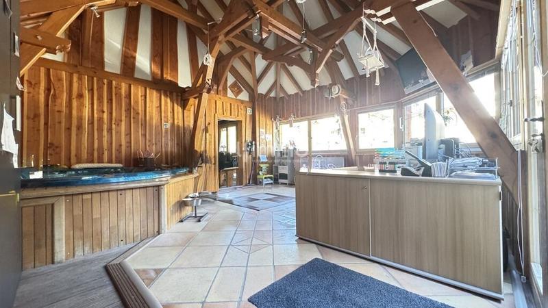 Maison - 186 m² - 5 pièces