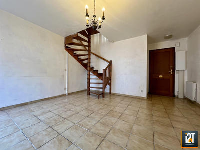 Maison traditionnelle - 57 m² - 3 pièces