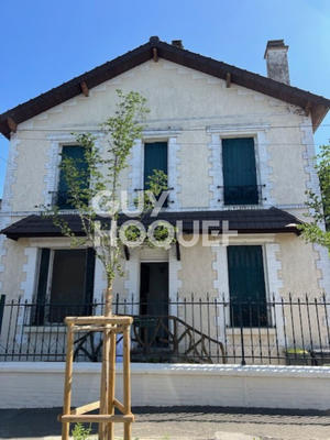 Maison - 108 m² - 8 pièces