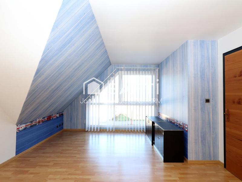 Maison - 139 m² - 5 pièces