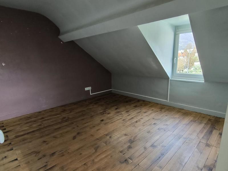 Villa - 90 m² - 4 pièces