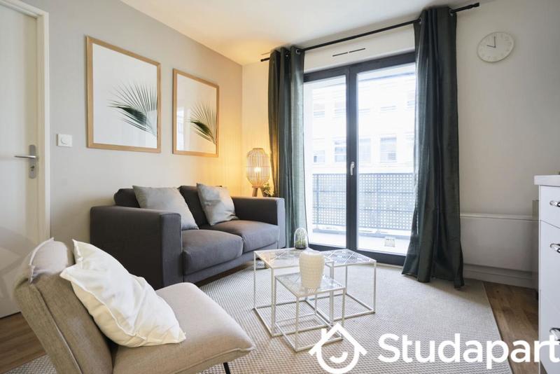 Chambre - 12 m² - 1 pièce