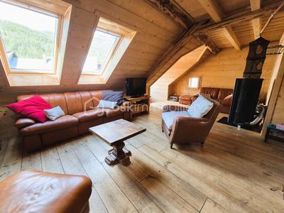 Loft - 78 m² - 5 pièces