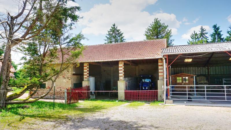 Maison - 240 m² - 12 pièces