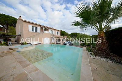 Villa - 171 m² - 7 pièces