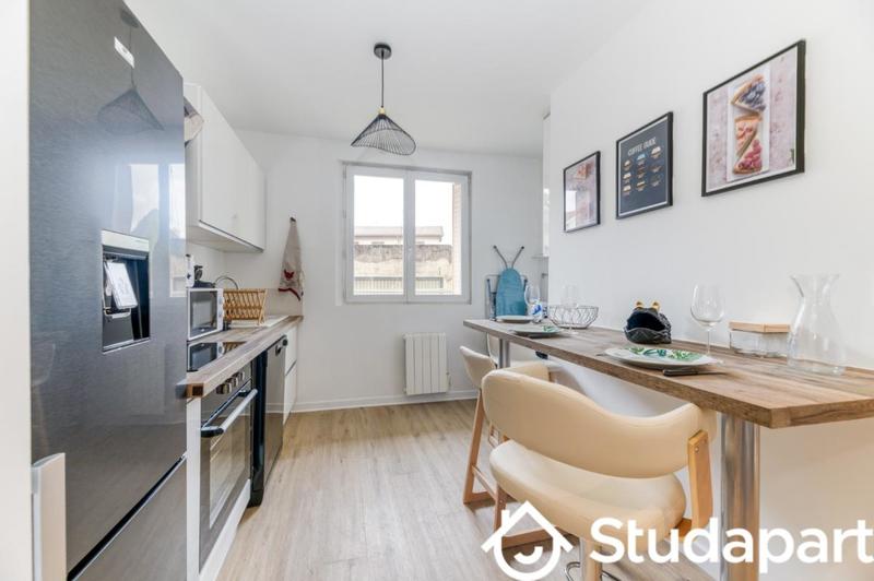 Chambre - 10 m² - 1 pièce