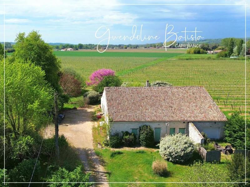 Maison - 300 m² - 6 pièces